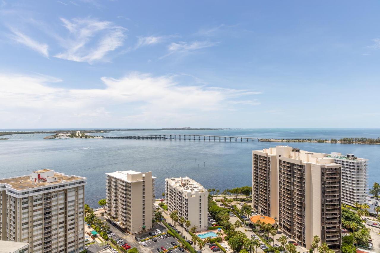 Luxury Two Bedroom Suite Balcony & Waterview,1211662858:JPEG