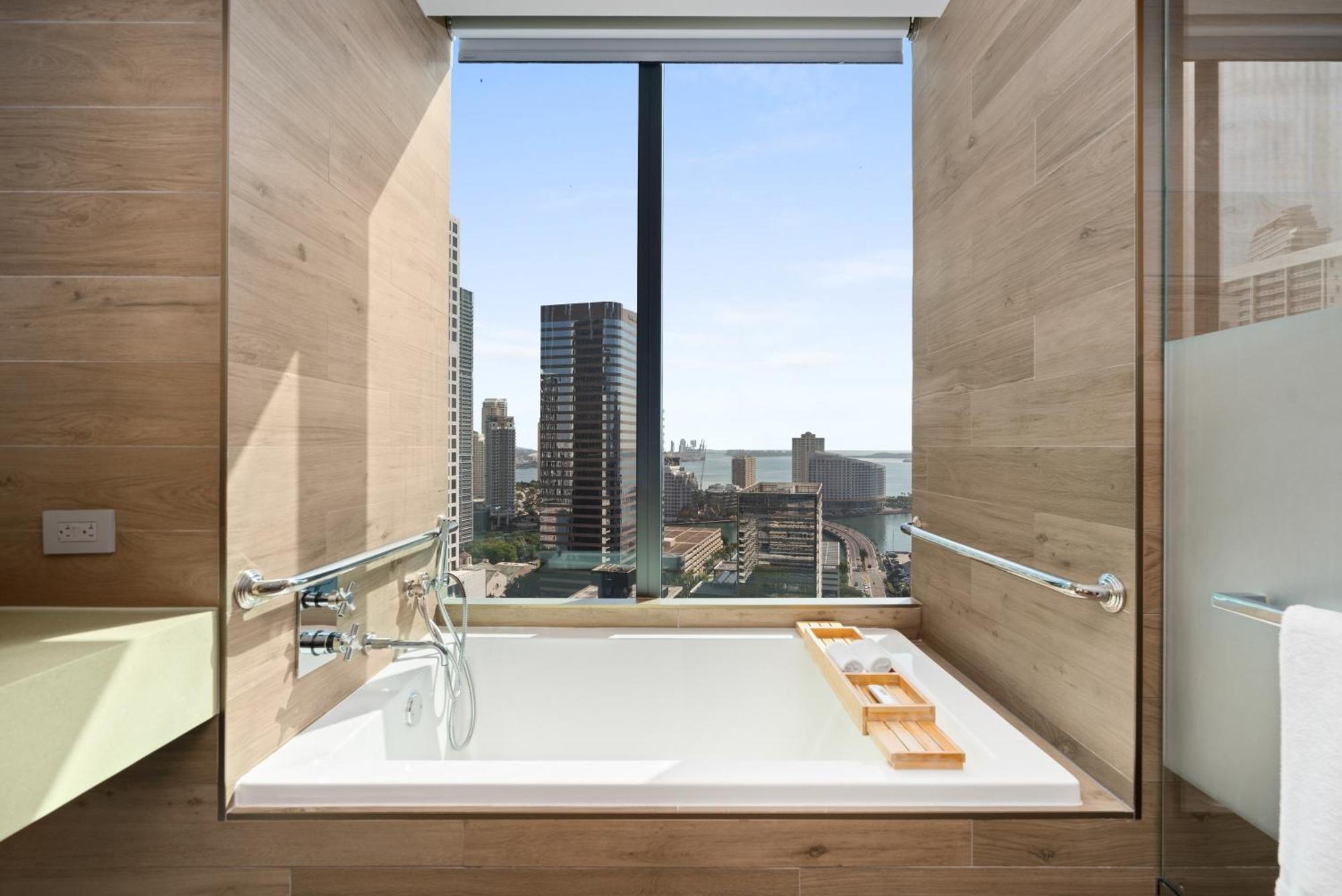 Three-Bedroom Residence Suite,1609419303:JPEG